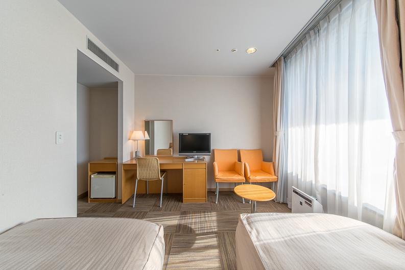 Hotel Landmark Wakayama Bagian luar foto