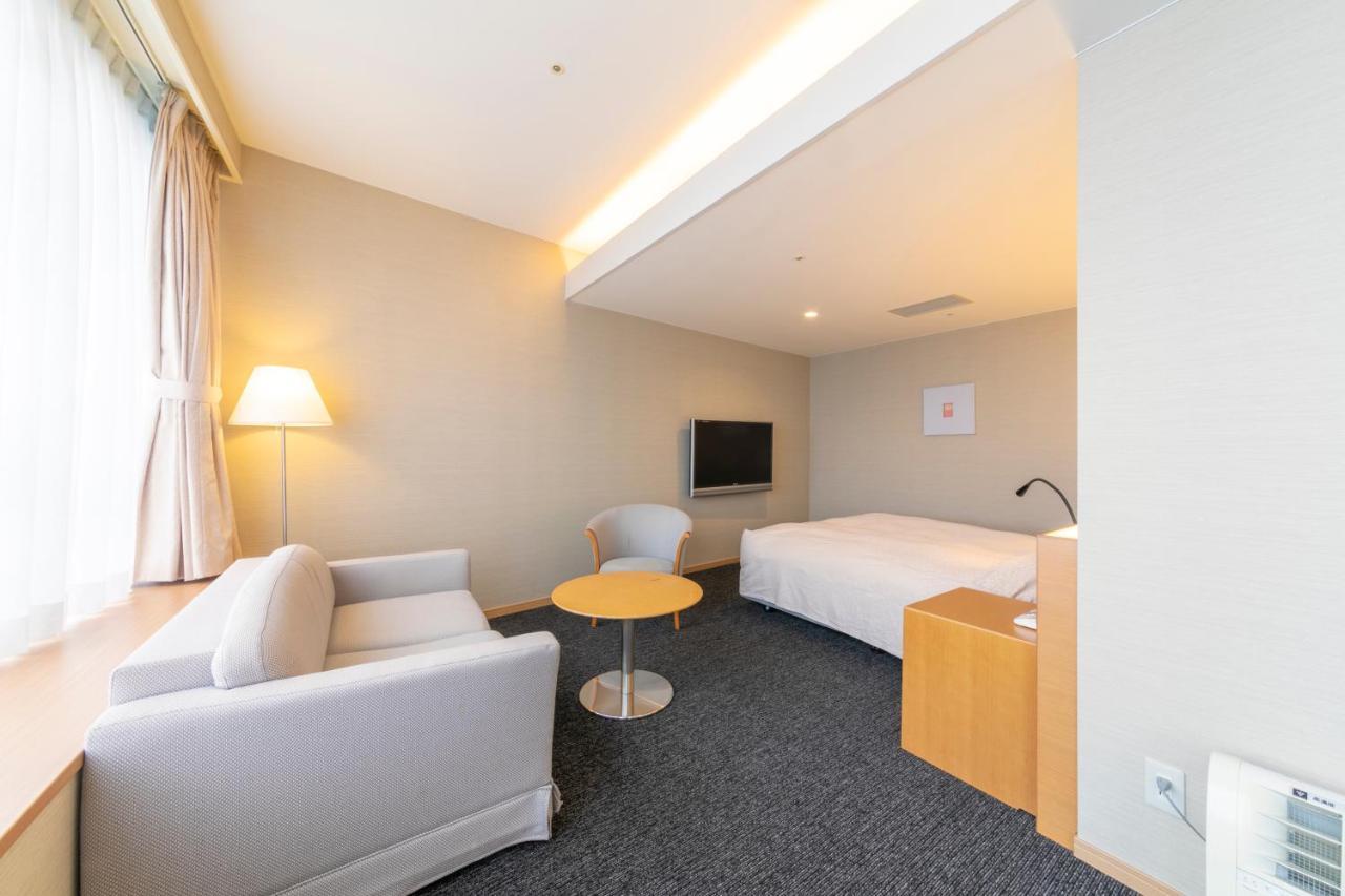 Hotel Landmark Wakayama Bagian luar foto