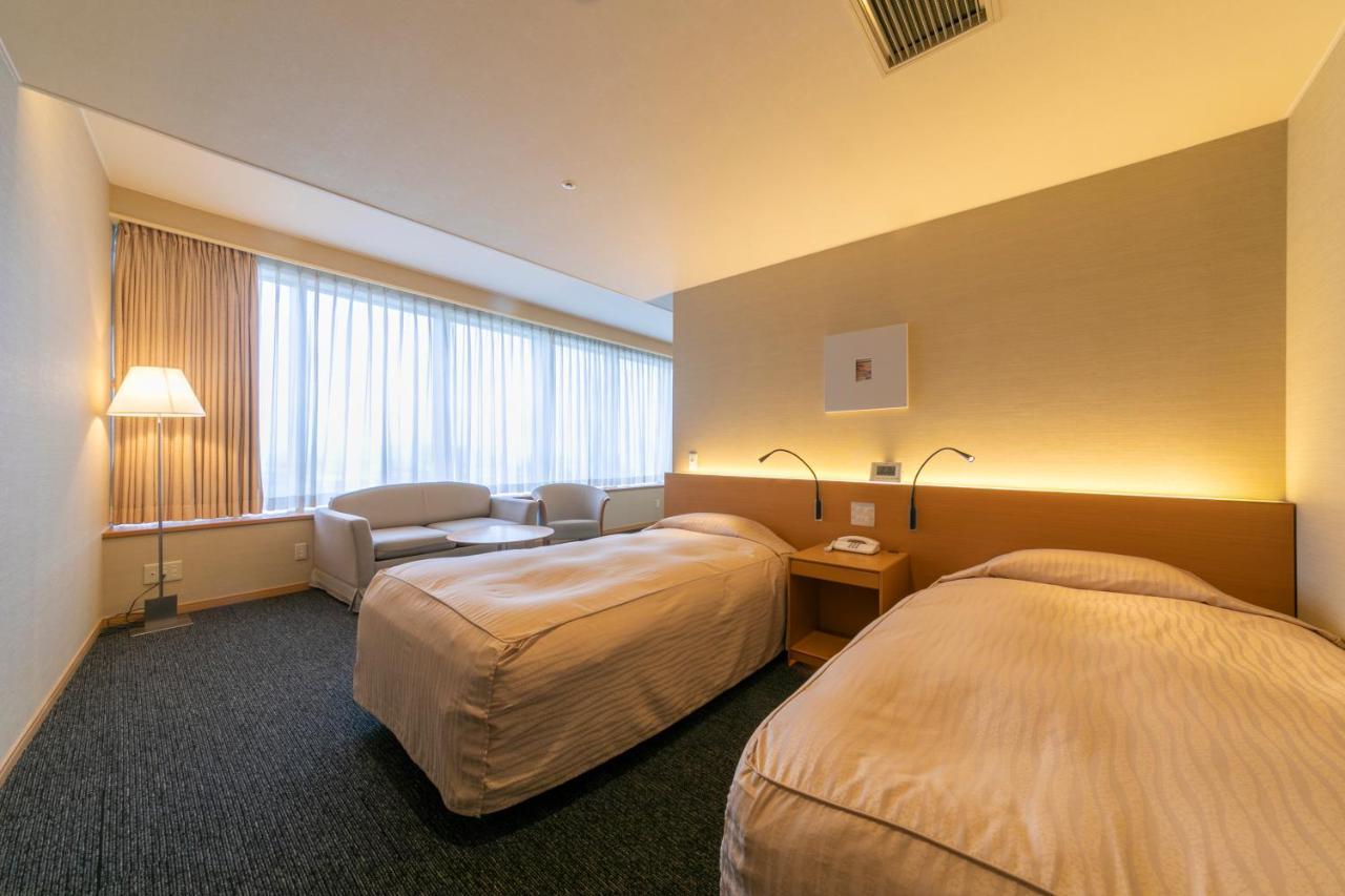 Hotel Landmark Wakayama Bagian luar foto