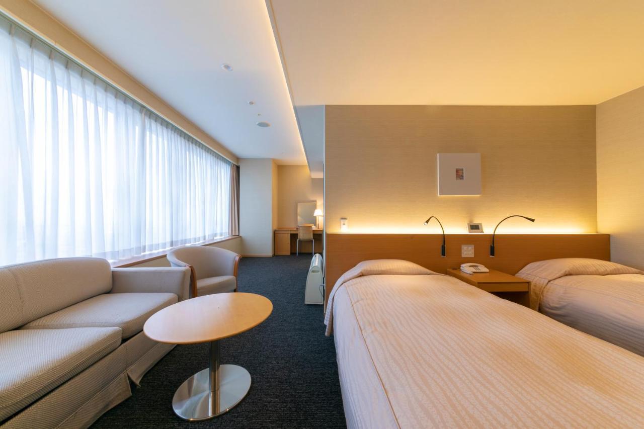Hotel Landmark Wakayama Bagian luar foto